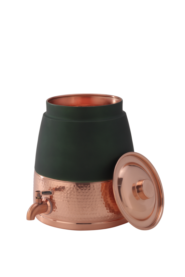Copper Barni